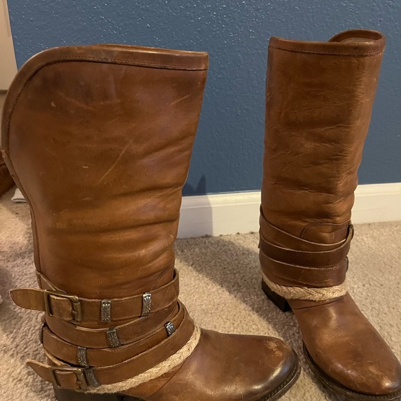 Cowgirl boots - Picture 2 of 2